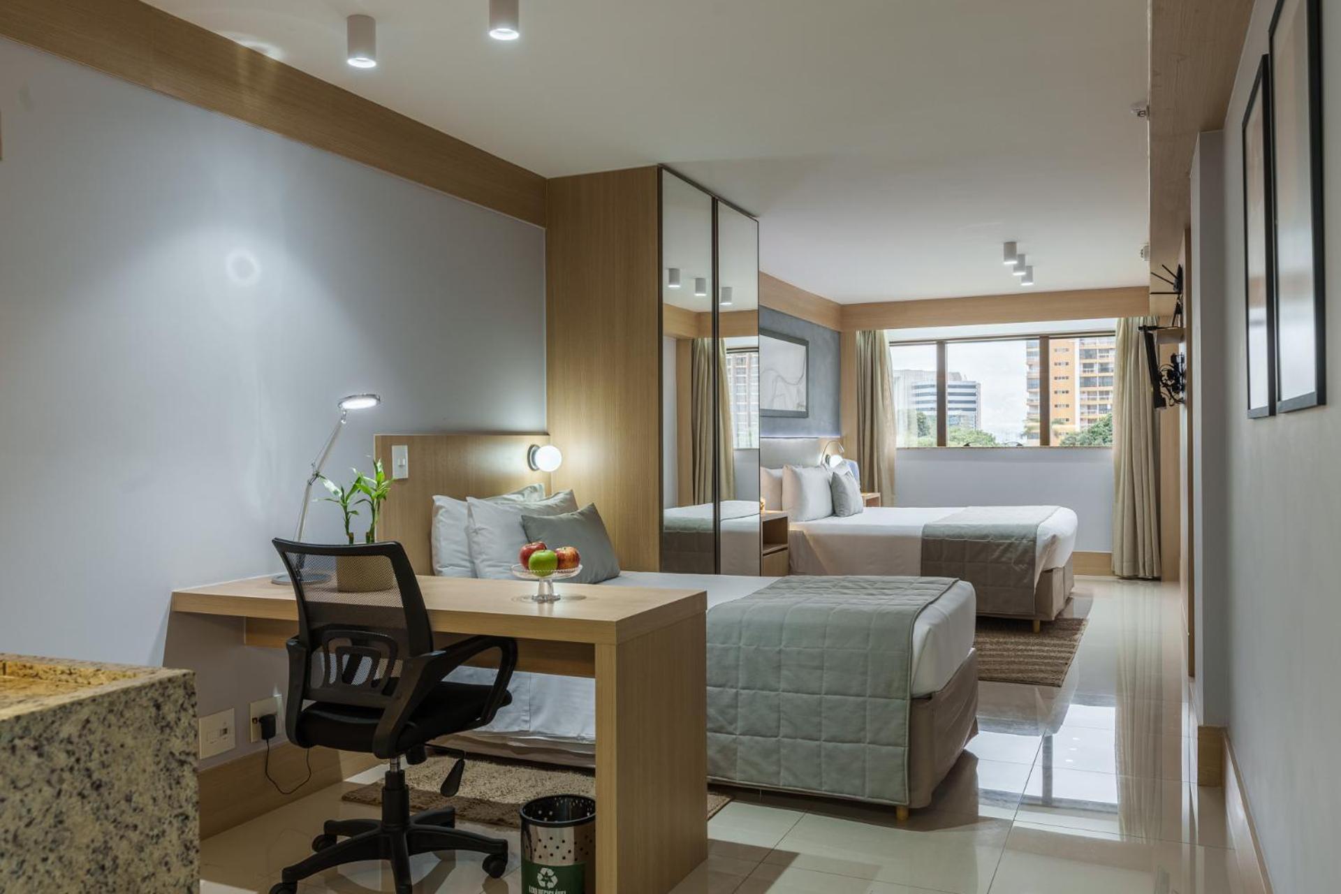 Cullinan Hplus Premium Бразиліа Номер фото