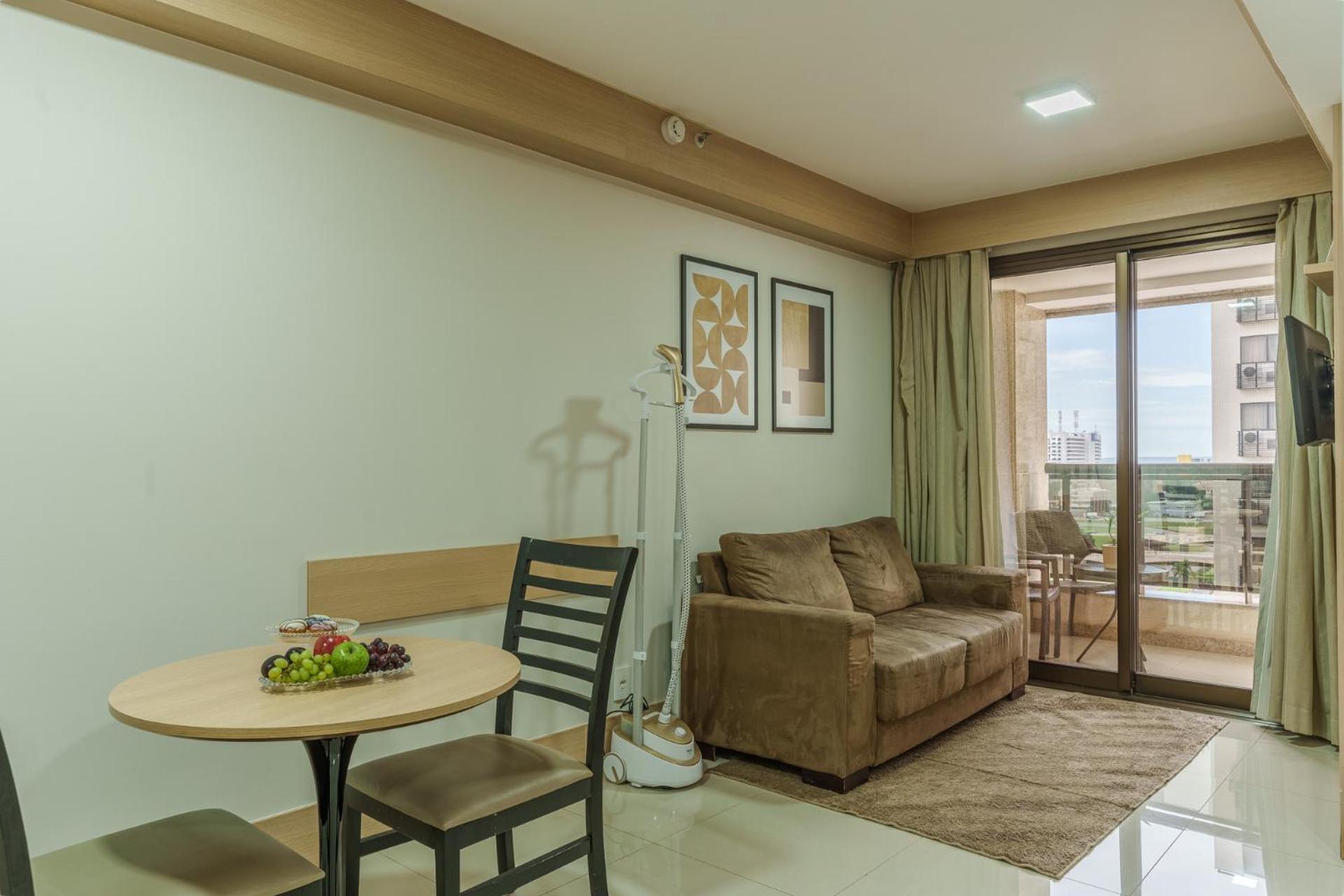 Cullinan Hplus Premium Бразиліа Номер фото